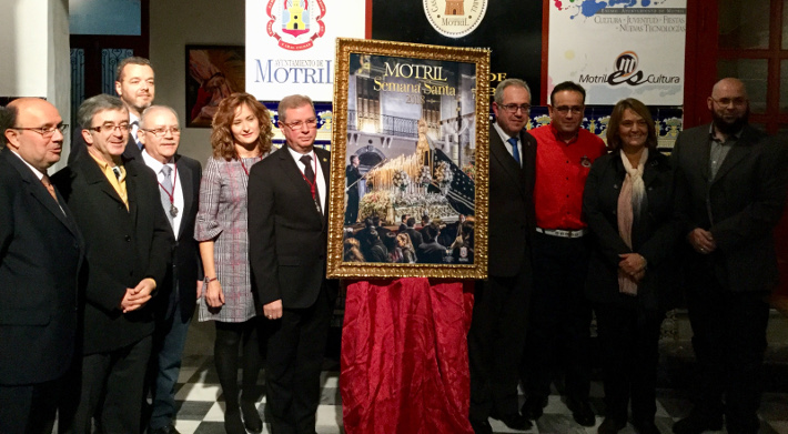 Una preciosa imagen de Nuestra Señora de la Soledad, obra de José Miguel Foronda Pozo, ilustra el cartel de la Semana Santa de Motril
